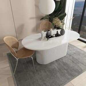 Juego de mesa de comedor ovalada moderna de lujo ligero, muebles de cocina y oficina de madera maciza blanca de 6 asientos con sillas Nórdicas - Product Image 1