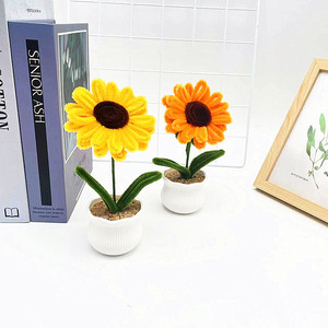 Mini plante de tournesol en crochet à fil torsadé, 16 cm de haut, fleur artificielle, décoration d'intérieur, ornement de table - Product Image 4