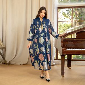 Set Kaftan Musulmano Multicolore con Paillettes Floreali 2025 per Donne Abbigliamento Islamico Tradizionale con Dettagli a Nappine - Product Image 3