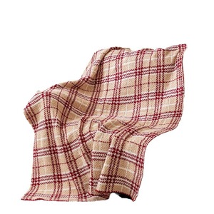 Couverture Raschel en polaire <span class=keywords><strong>rouge</strong></span> française <span class=keywords><strong>de</strong></span> haute qualité motif géométrique Plaid Design pour bureau <span class=keywords><strong>sieste</strong></span> châle utilisation décorative <span class=keywords><strong>de</strong></span> noël pour - Product Image 5