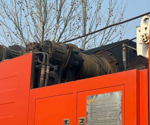 Grúa sobre camión Tadano TG-1000E de 100t fabricada en Japón, capacidad de elevación de 150 toneladas, mejor precio, con motor, bomba y cojinete originales Tadano. - Product Image 4