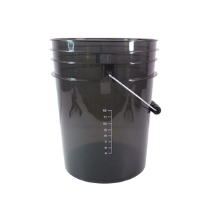 Seau de lavage de voiture semi-transparent à roulettes de 19 L, robuste et portable, avec roues et poignée pour le detailing automobile - Product Image 2