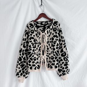Cardigan en maille pour femme, coupe <span class=keywords><strong>oversize</strong></span>, en mohair duveteux, <span class=keywords><strong>col</strong></span> en <span class=keywords><strong>V</strong></span>, boutons perlés, manches ballon, coupe ample, confortable pour l'hiver, vente en gros - Product Image 5