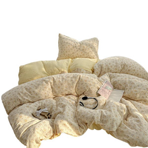 Parure de lit quatre pièces fraîche et mignonne à imprimé floral, housse de couette en polyester, ensemble de draps pour dortoir étudiant, toutes saisons - Product Image 5