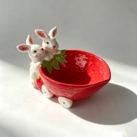 Ensemble de tasses à œufs en porcelaine au design créatif de lapin, motif fraise rouge, vaisselle pour le petit-déjeuner, décoration de la cuisine et de la salle à manger, cadeau
