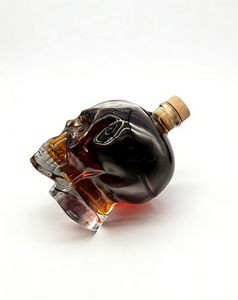 सबसे ज्यादा बिकने वाली खोपड़ी के आकार के फैंसी कॉर्क फ्रॉस्ट उत्कीर्णन विकल्प शराब ग्लास की बोतल 700 मिलीलीटर 750 मिलीलीटर 1000 पारदर्शी व्हिस्की - Product Image 2