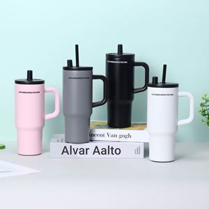 Tasse de voyage isotherme 720 ml en acier inoxydable avec poignée et couvercle à paille pour les trajets quotidiens - Product Image 4