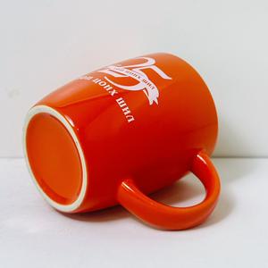 Taza de Cerámica Personalizada Redonda con Asa, Taza Individual, Origen Zibo, Artículos Promocionales para Bebidas, Color Rojo, 7111, Primavera 2013 - Product Image 2