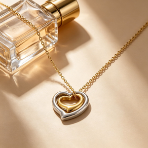 Collar de Clavícula Moderno de Alta Gama con Doble Corazón Entrecruzado en Dos Tonos Brillantes, de Acero Inoxidable de Alta Calidad - Product Image 2