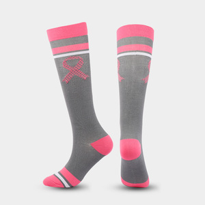 Chaussettes de compression avec motif ruban rose pour la course à pied, jeunes de 18 à 40 ans, nylon 75% - Product Image 2