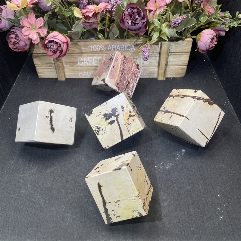 Crystal Cube Natural Polished Healing Picture