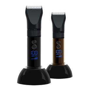 Cortadora de Pelo Profesional Yoshimi JM-520 con Base de Carga, Cuchilla de Cerámica de Titanio Desmontable, Recargable por USB - Product Image 2