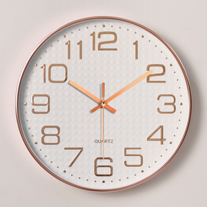 Horloge murale créative à l'échelle numérique tridimensionnelle à quartz silencieux en plastique pour salon vente en gros - Product Image 6