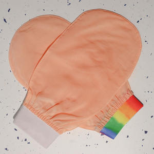 Vente en gros de gant de bain double face en soie de gommage magique gant de bain en soie 100% gant exfoliant en pure soie de mûrier - Product Image 4