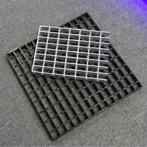 Grille de drainage en <span class=keywords><strong>acier</strong></span> <span class=keywords><strong>galvanisé</strong></span> durable anti-corrosion certifiée CE ISO pour piscine, trottoir, route - Product Image 2