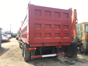 รถบรรทุก HOWO สีแดง รุ่น Heavy Duty พร้อมเครื่องยนต์ Weichai 375 แรงม้า ชั่วโมงการทำงานต่ำ มาตรฐานยูโร 5 ปี ผลิตปี 2024 รถดัมพ์ 6×4 - Product Image 4