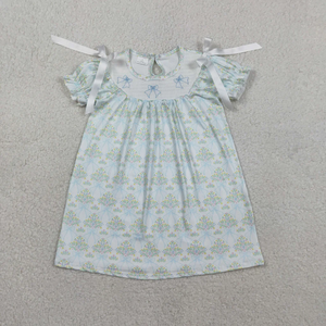 Robe Salopette Décontractée d'Été Broderie Fleurie Smockée avec Nœuds pour Petites Filles, Longueur Genou, Vente en Gros - Product Image 2