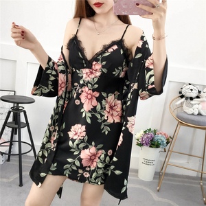 Ensemble robe et robe <span class=keywords><strong>de</strong></span> nuit 2 pièces Robe <span class=keywords><strong>de</strong></span> nuit élégante Mini peignoir pour femmes Kimono Lace Sexy Female Sleepwear Nighties Pajama Set - Product Image 1