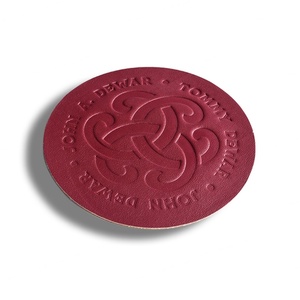 Posavasos Redondos de Cuero PU con Logotipo Personalizado en Relieve, Económicos y Promocionales de Fábrica, para Tazas de Café y Té - Product Image 2