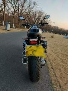 BMW1 R 1200 R Retro <span class=keywords><strong>Roadster</strong></span> d'<span class=keywords><strong>occasion</strong></span> : Style classique et puissance douce de 1200 cm3, moteur boxer bi-cylindre - Product Image 5