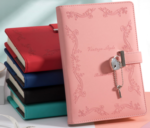 Juego de bolígrafos de cuaderno de cuero con forro A5 personalizado, diseño de bloqueo de corazón, diario de 100 páginas para escritura personal de viaje, caja de regalo - Product Image 2