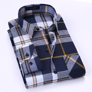 Camisas à <span class=keywords><strong>carreaux</strong></span> <span class=keywords><strong>bleu</strong></span> ciel <span class=keywords><strong>et</strong></span> noir OEM/ODM, manchette hexagonale personnalisée à poche unique, col rabattu, <span class=keywords><strong>chemise</strong></span> en flanelle à manches longues pour hommes - Product Image 4