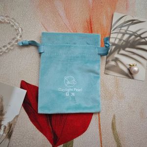Sac à Bijoux Personnalisable en Velours Doux Haut de Gamme avec Cordon de Serrage pour Colliers et Rouges à Lèvres – Offre Spéciale - Product Image 5