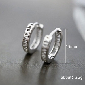 Orecchini a Cerchio Minimalisti con Numeri Romani per Donne, Orecchini a Cerchio Cavi, Gioielli di Moda Quotidiana - Product Image 6