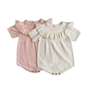 Venta al por mayor verano hueco transpirable gran volante cuello fino mono ropa de bebé recién <span class=keywords><strong>nacido</strong></span> - Product Image 1