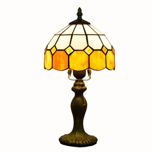 Vendita calda moderna lampada da tavolo Tiffany eco-friendly antico cristallo ovale paralume in vetro colorato <span class=keywords><strong>per</strong></span> soggiorno camera da letto Cafe flessibile - Product Image 1