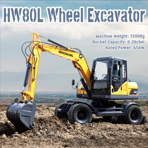 Excavatrice sur pneus HW80L de 6,85 tonnes avec godet de 0,35 m³ et brise-roche pour travaux municipaux et agricoles, certifiée CE EPA - Product Image 1