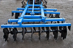 Herse à disques agricole |   Montage à 3 points |   Cultivateur de sol |   Clod Breaker |   Nettoyeur de barbe |   Outil agricole efficace - Product Image 5