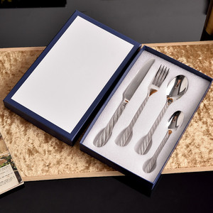Wholesale Customized Western Style Luxury Cutlery Set 304 Stainless Steel Flatware Set for Family - Product Image 2