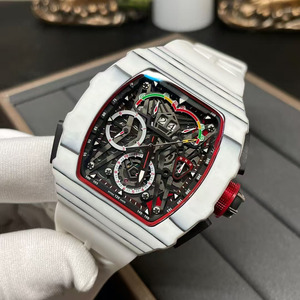 The high-quality and high-end luxury carbon fiber <b>case</b> mechanical <b>watch</b> Tonneau is equipped with a power reserve tachometer - Product Image 2