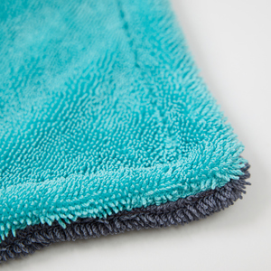 Serviette de lavage de voiture en microfibre à tricotage en chaîne haute densité (GSM) 20% polyamide, design torsadé sur mesure, toutes tailles, fabriquée en Corée - Product Image 1