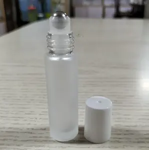 10 мл матовый прозрачный стеклянный рулон на бутылке с металлическим шариком и белой крышкой