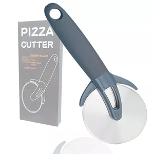 Nouvel accessoire de cuisine en métal au design innovant, protection pour plaque de cuisson, couteau à <span class=keywords><strong>pizza</strong></span> en acier inoxydable, roulette à <span class=keywords><strong>pizza</strong></span>, outils et équipement pour <span class=keywords><strong>pizza</strong></span> - Product Image 6