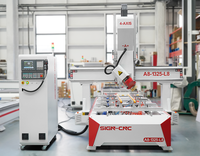 Router CNC ATC de 4 Ejes con Cabezal Oscilante ±90 °   Máquina CNC para Trabajar la Madera 1325, para Puertas Curvas de Gabinetes, Fresado de Orificios para Cierres y Bisagras