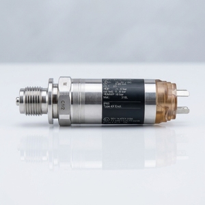 Sensor Endress Hauser Cerabar PMP21 de 4-20 mA con Rosca de 1/4, EH Cerabar PMP21 para Gases e IP66 - Product Image 3