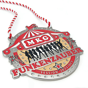 Médailles personnalisées OEM <span class=keywords><strong>avec</strong></span> diamants incrustés, style carnaval musical, médailles commémoratives sportives en métal sur mesure <span class=keywords><strong>avec</strong></span> cordon exquis - Product Image 2