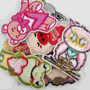 Patch thermocollant brodé motif animaux mignons (chien, éléphant, chat, grenouille, ours, hérisson) et cœur d'amour pour la Saint-Valentin, idéal pour la décoration - Product Image 2