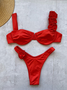 <span class=keywords><strong>Bikini</strong></span> sexy à bretelles pour femmes Ensemble <span class=keywords><strong>bikini</strong></span> deux pièces décoré de fleurs en 3D Maillots de bain brésiliens Maillots de bain fendus pour vacances à la plage - Product Image 4