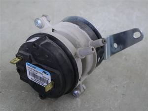 Nuevo Interruptor de Aire de Doble Horno Original Listo para Usar Ba20267-2 Hk06nb020 Controlador de Programación PLC - Product Image 1