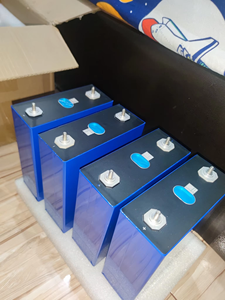 Batería CATL de Gran Capacidad 3.2V 280ah 300ah 314Ah 320ah para Almacenamiento de Energía Solar 280 LF280K MB31 - Product Image 2