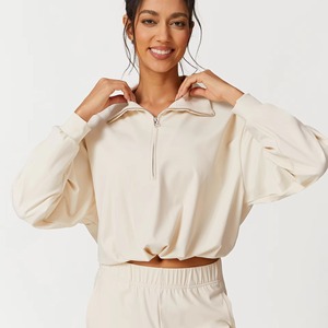 Ensemble sweat-shirt à capuche avec logo personnalisé pour femmes vêtements de yoga courts pour l'entraînement de course respirant taille élastique Yoga grande taille - Product Image 3