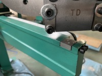 Machine automatique de couture de cartons à double servo, agrafeuse pour boîtes en carton ondulé pour l'emballage de cartons