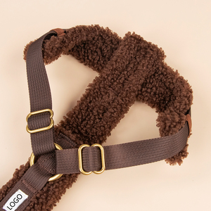 Arnés de Invierno para Perro, Personalizado por el Fabricante, Diseño de Peluche Suave, Acolchado, con Cuello Ajustable - Product Image 3