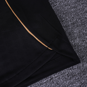 Maillot de football 2526 surdimensionné personnalisé en polyester 100% à rayures col en V unisexe - Product Image 2