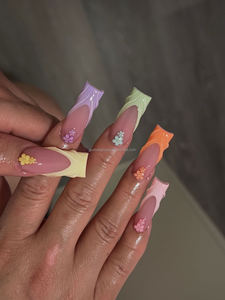 <span class=keywords><strong>Uñas</strong></span> Acrílicas 3D Hechas a Mano con Diseño <span class=keywords><strong>de</strong></span> Cadena <span class=keywords><strong>de</strong></span> <span class=keywords><strong>Margaritas</strong></span> para Uso Diario - Product Image 5