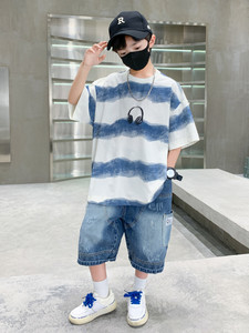 Set Estivo per Ragazzi: Camicia a Righe Rosse e Bianche + Pantaloncini in Denim, 2 Pezzi, Completo Casual alla Moda - Product Image 6